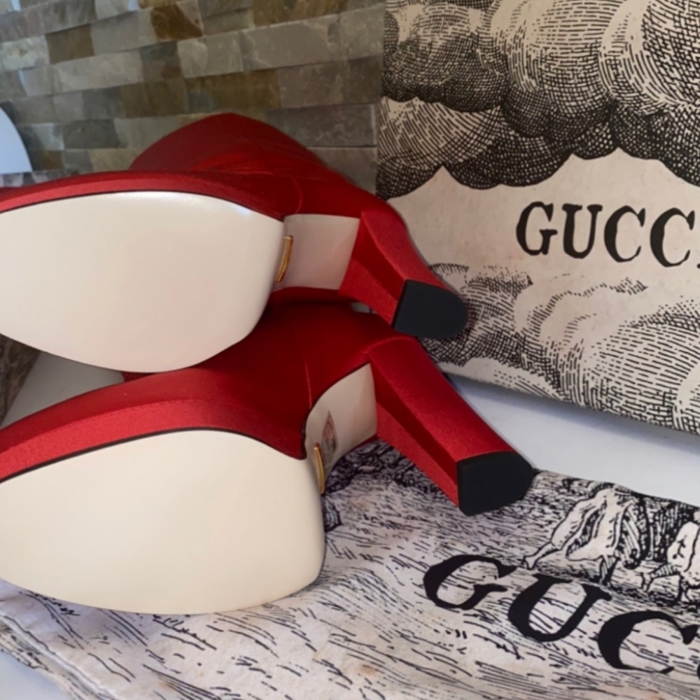 GUCCI RUNWAY BOOT - Picture 11 of 11